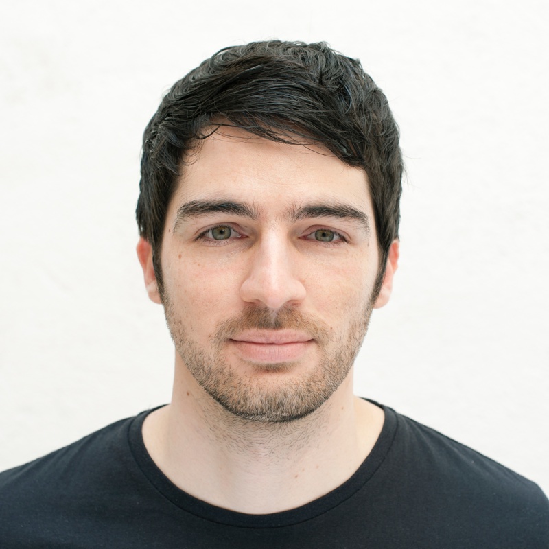 Steffen Hiller headshot